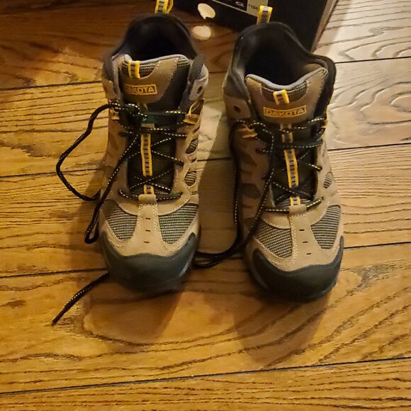 Steel Toe Boots - Picture 1 of 2